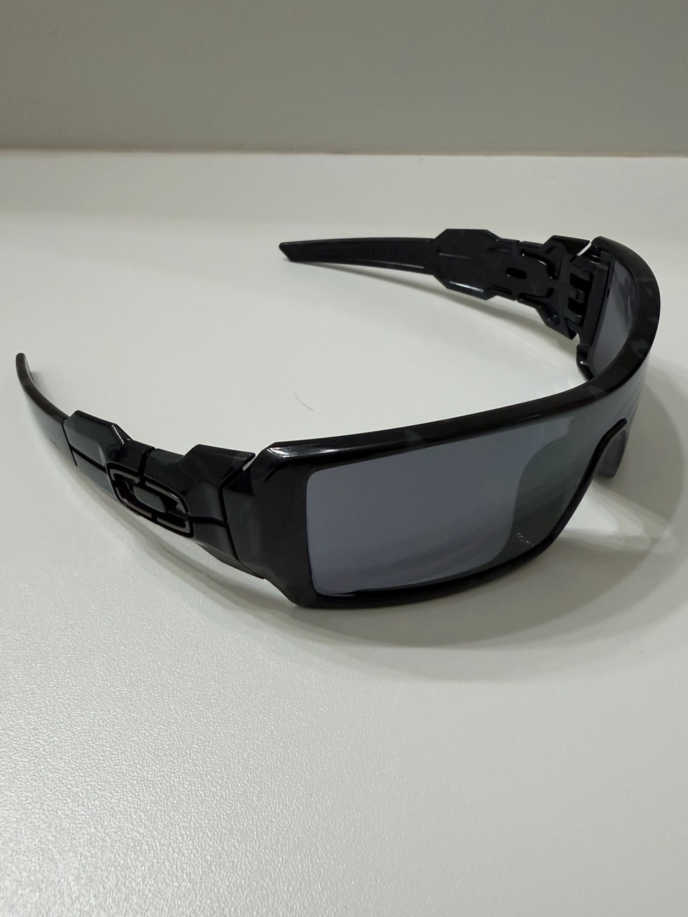 Oakley Camo Black Rectangular Sports Sunglasses - Picture 2 of 3